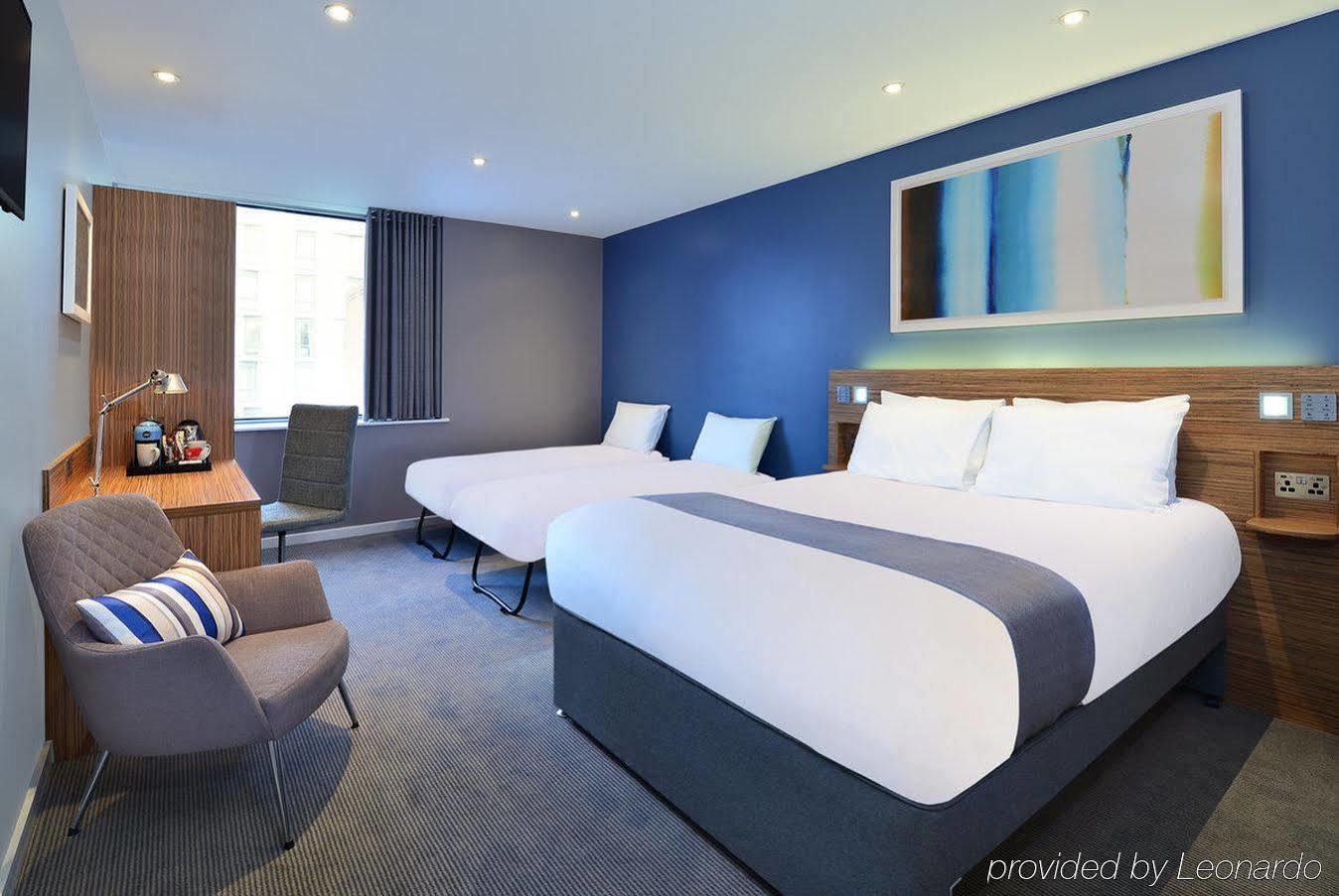 Travelodge Farringdon Londen Buitenkant foto