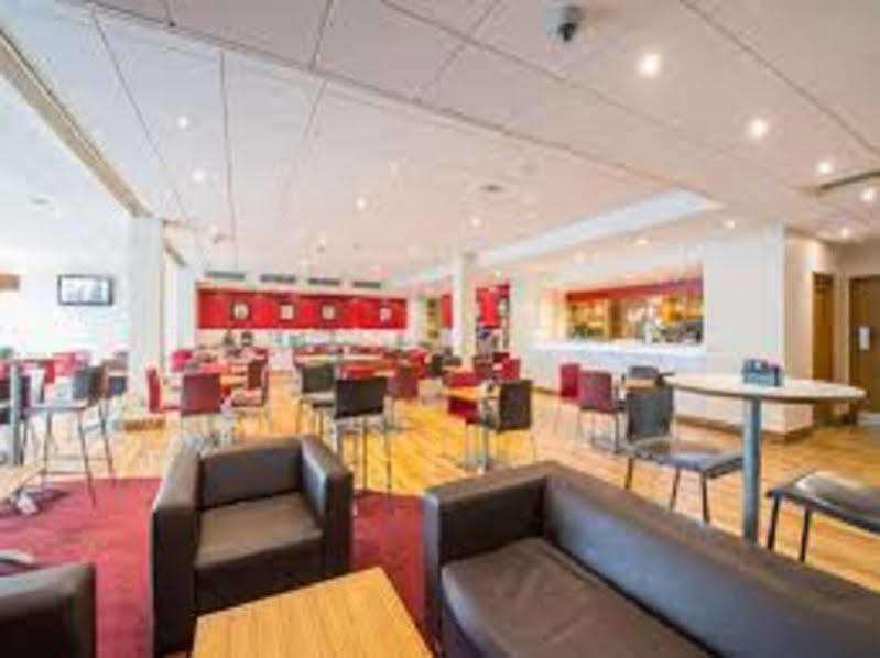 Travelodge Farringdon Londen Buitenkant foto