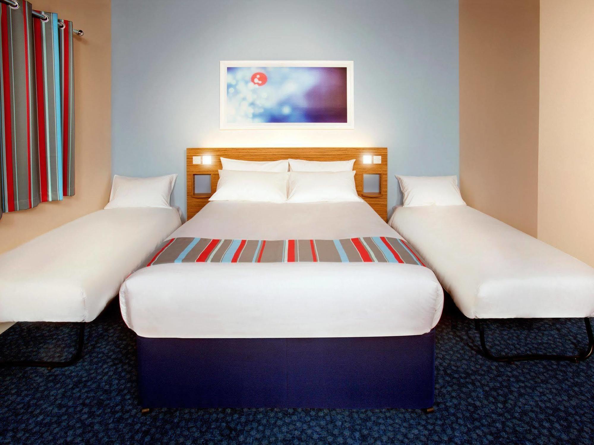 Travelodge Farringdon Londen Buitenkant foto