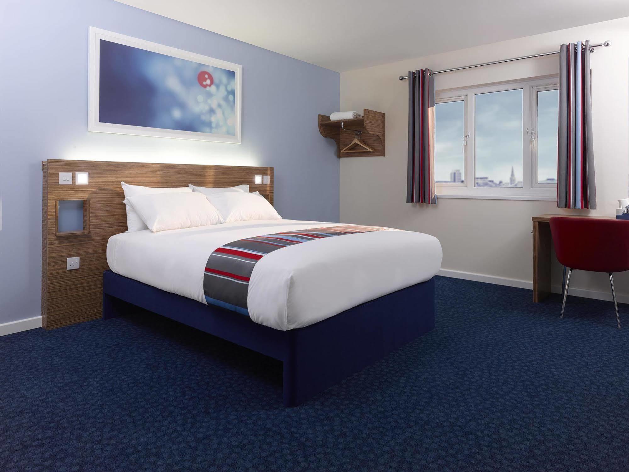 Travelodge Farringdon Londen Buitenkant foto