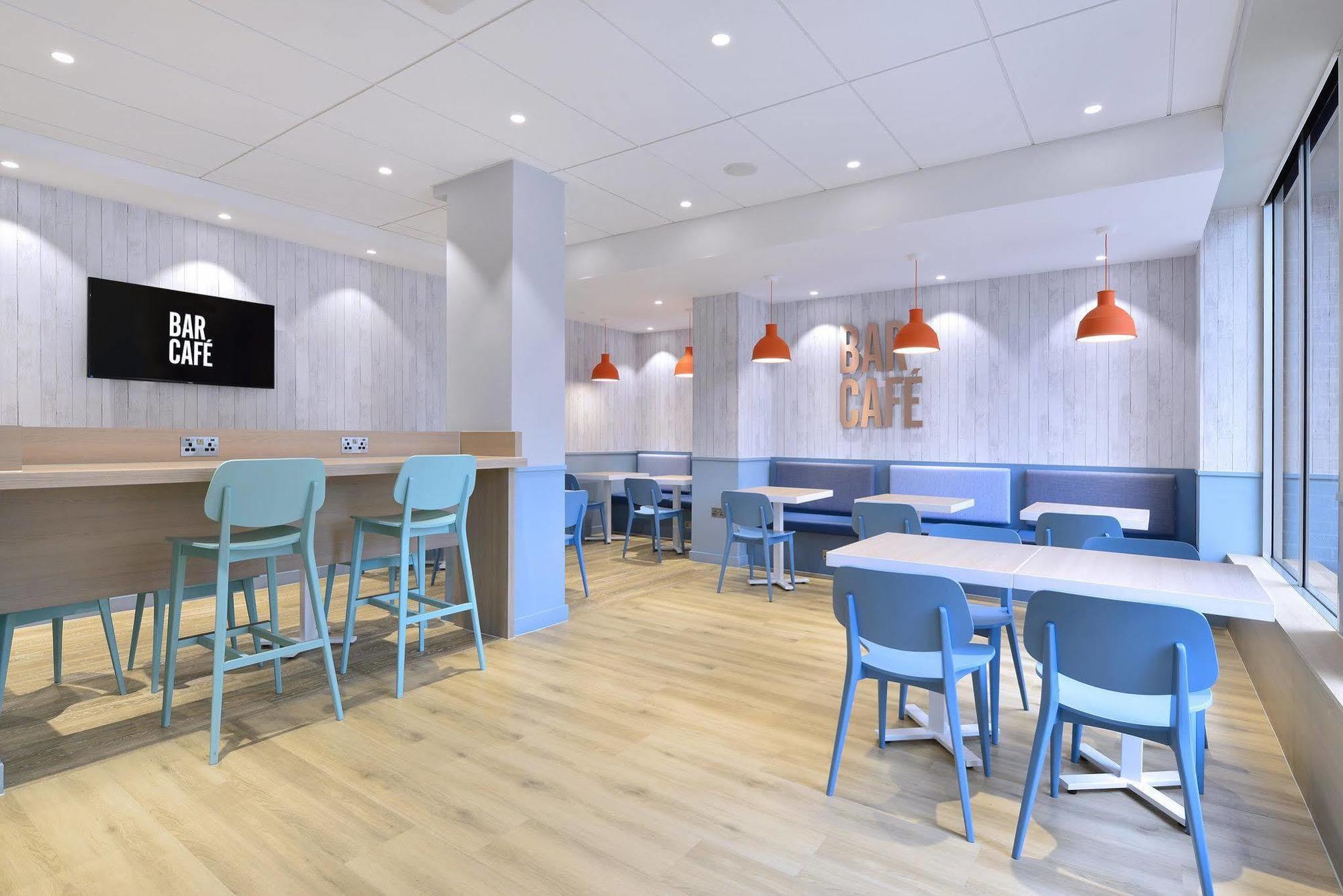 Travelodge Farringdon Londen Buitenkant foto